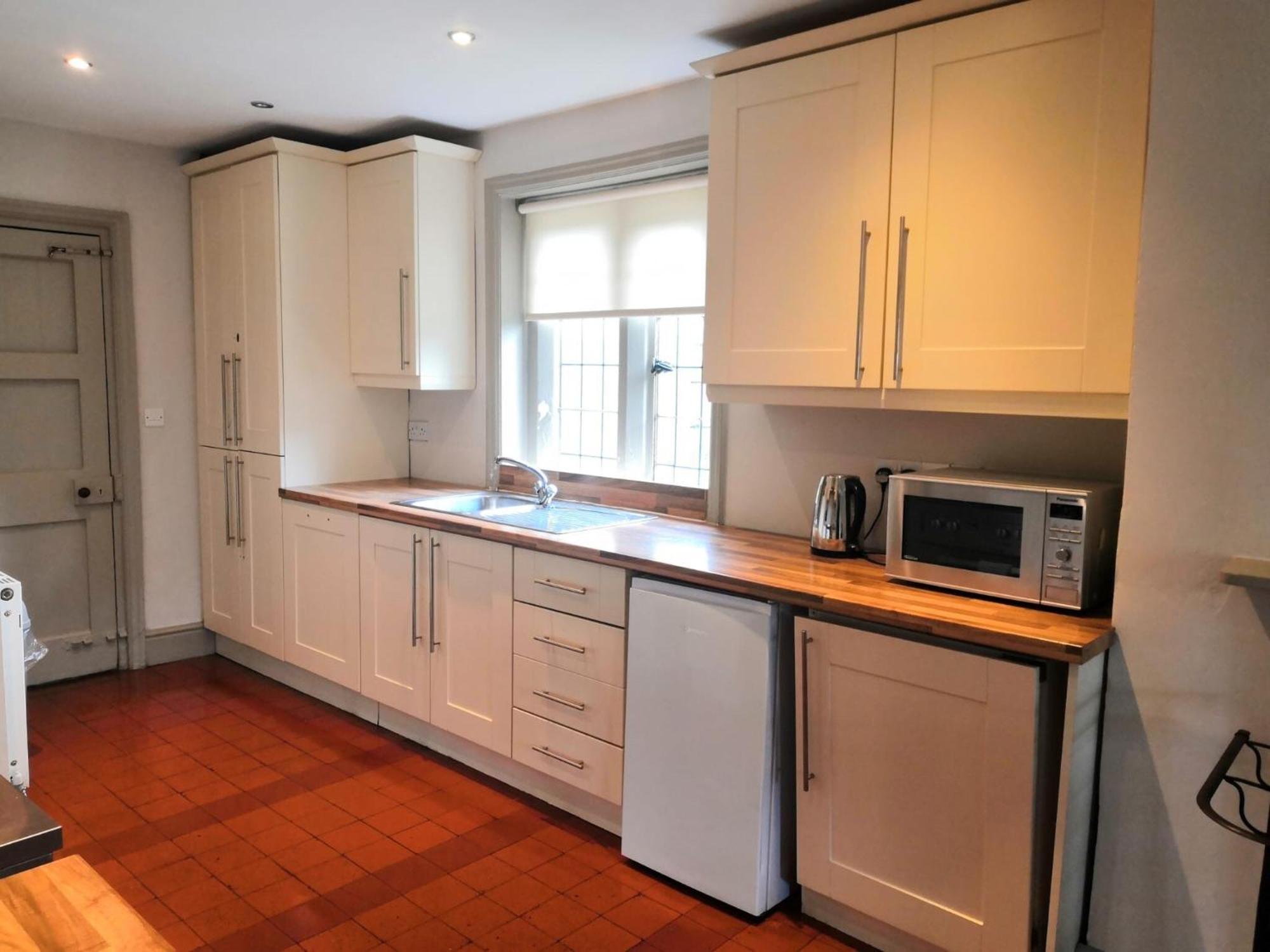 Thornton Manor - Holiday Cottages And Apartments Heswall Room photo